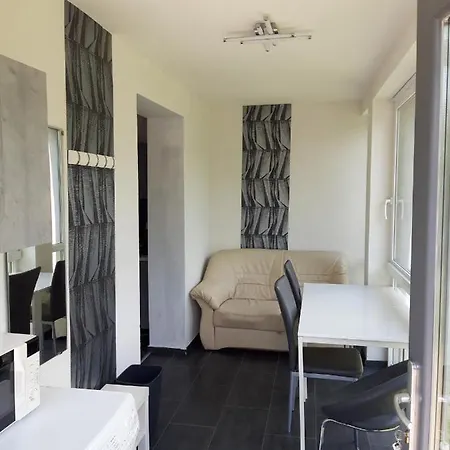 شقة Kikapcs Alsóörs