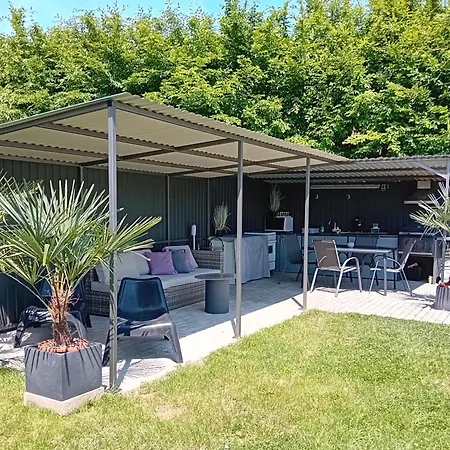 شقة Kikapcs Alsóörs